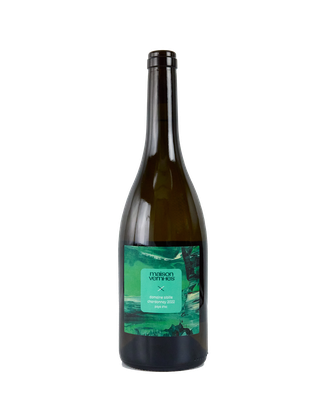 Chardonnay bottle image